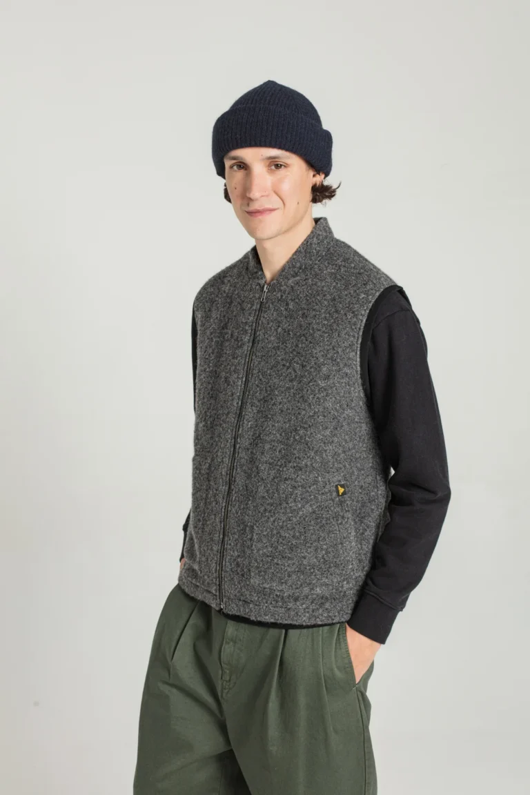 12767MV_GREY_VISION_4