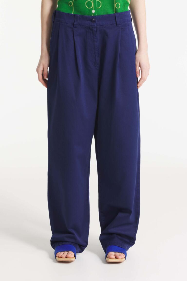 15268WP_BLUE_PILLY_1