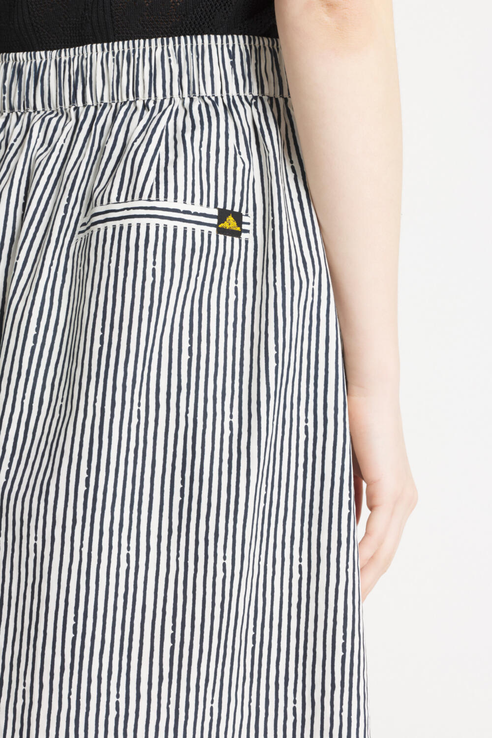 JONA – STRIPED SKIRT