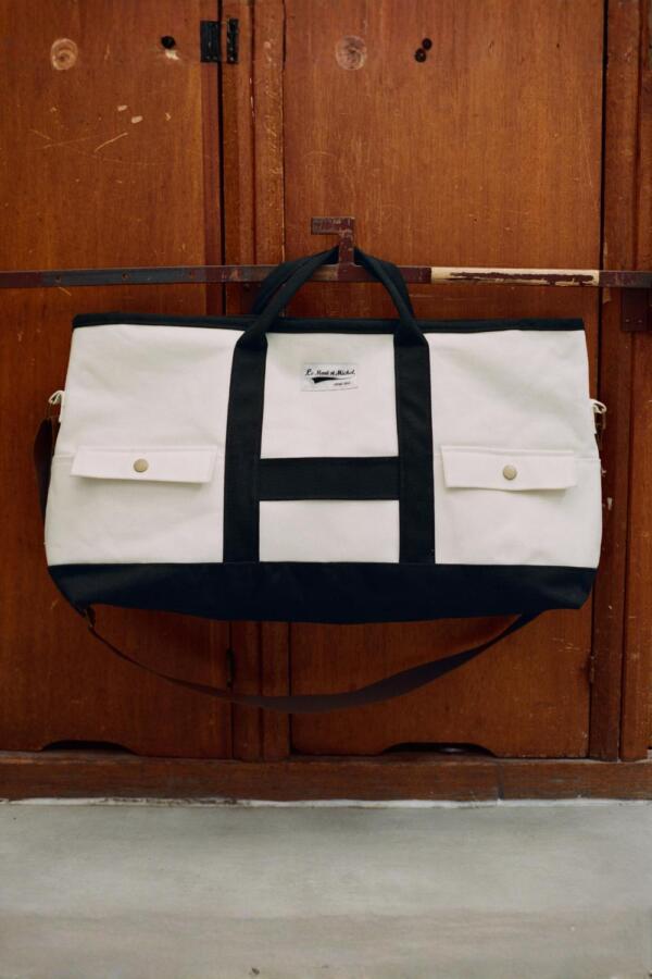 15771UA_WHITE_ARMIN_1